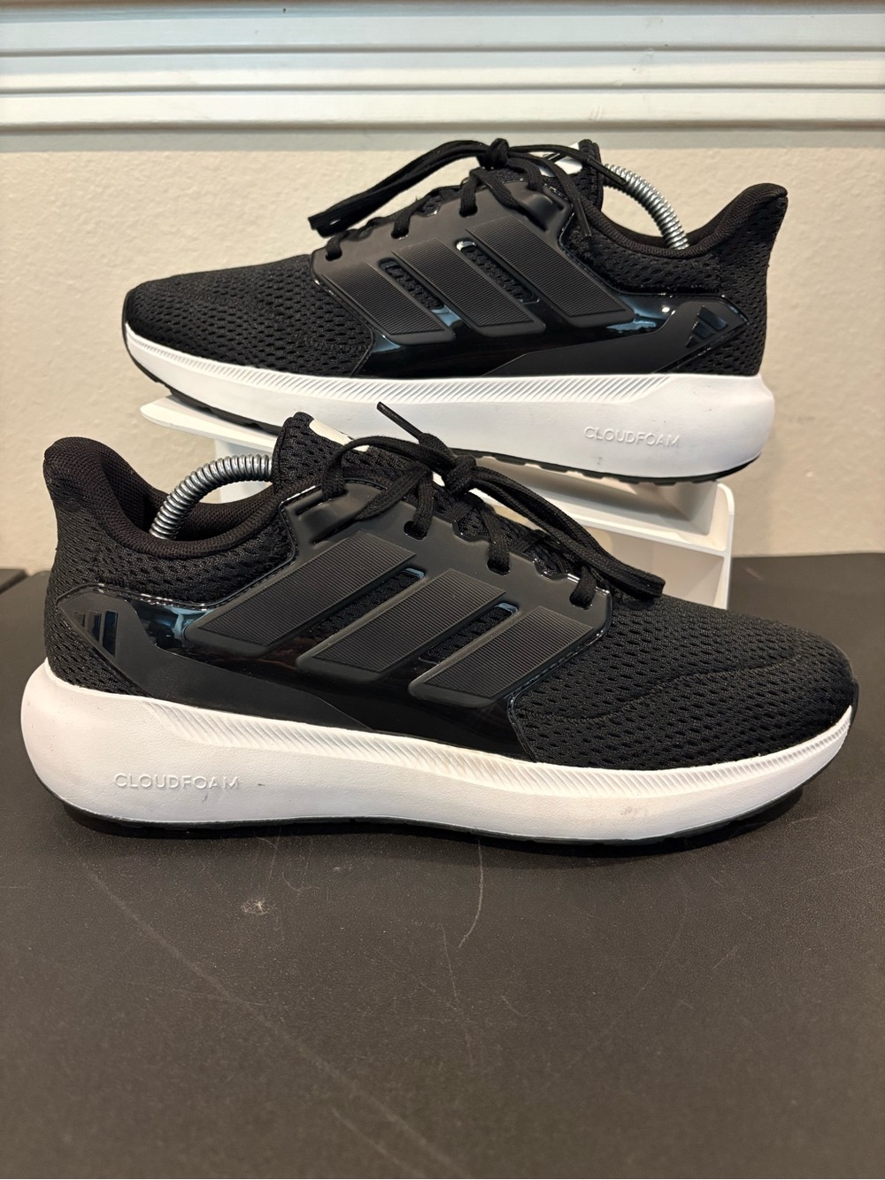 Adidas Ultimashow 2.0 Black White Running Comfort Sneakers IE8900 Mens Sz 9